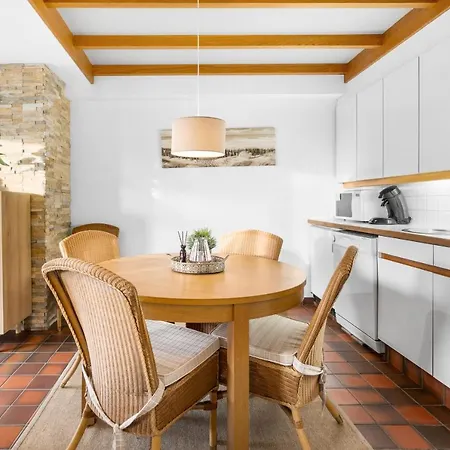 Penthouse App Met Heel Ruim Terras En Zeezicht